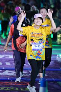 BIB: 3485
                            <button type="button" onclick="openModal(26228860)" class="btn btn-primary btn-sm float-right btn-popup" data-toggle="modal" data-target=".modal-high-quality">
                        <i class="fas fa-shopping-cart"></i> Add to Cart
                    </button>
                                            <button type="button" onclick="isThisMe(26228860, true)" class="btn btn-success btn-sm float-right btn-popup btn-isme hidden" data-toggle="tooltip" data-placement="bottom" title="นี่คือรูปของคุณใช่ไหม คลิกที่นี่เพื่อเอาเข้าอัลบั้ม">
                        <i class="fas fa-plus"></i> Add to album
                    </button>
                    <button type="button" onclick="isThisMe(26228860, false)" class="btn btn-warning btn-sm float-right btn-popup btn-isnotme hidden">
                        <i class="fas fa-ban"></i> Remove from album
                    </button>